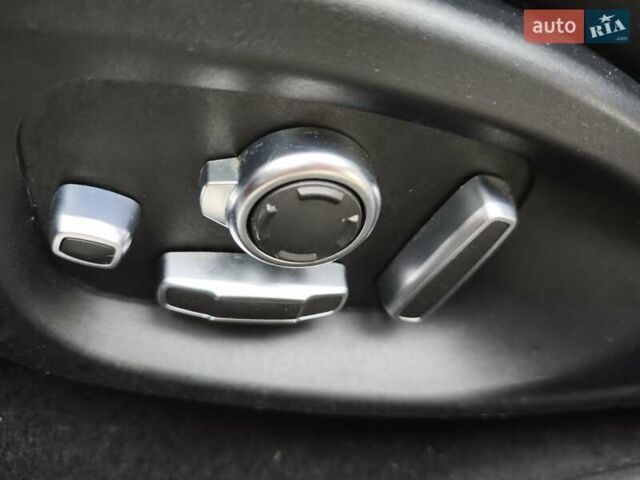 Красный Ягуар I-Pace, объемом двигателя 0 л и пробегом 155 тыс. км за 25999 $, фото 61 на Automoto.ua