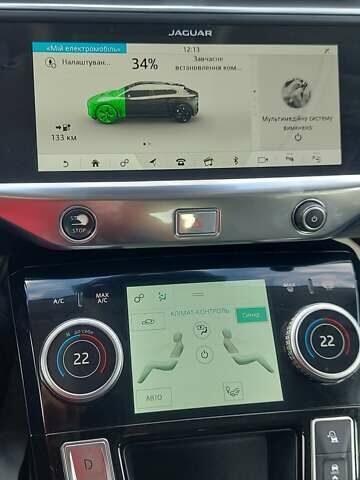 Красный Ягуар I-Pace, объемом двигателя 0 л и пробегом 95 тыс. км за 20990 $, фото 16 на Automoto.ua