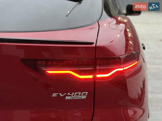 Красный Ягуар I-Pace, объемом двигателя 0 л и пробегом 142 тыс. км за 23500 $, фото 61 на Automoto.ua