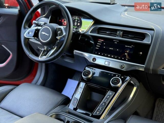 Красный Ягуар I-Pace, объемом двигателя 0 л и пробегом 89 тыс. км за 24300 $, фото 52 на Automoto.ua