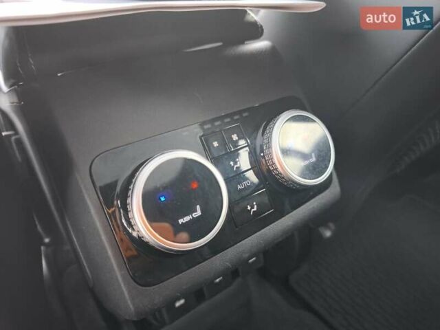 Красный Ягуар I-Pace, объемом двигателя 0 л и пробегом 155 тыс. км за 25999 $, фото 53 на Automoto.ua