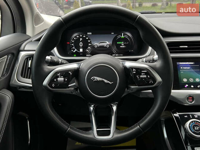 Красный Ягуар I-Pace, объемом двигателя 0 л и пробегом 40 тыс. км за 25999 $, фото 13 на Automoto.ua