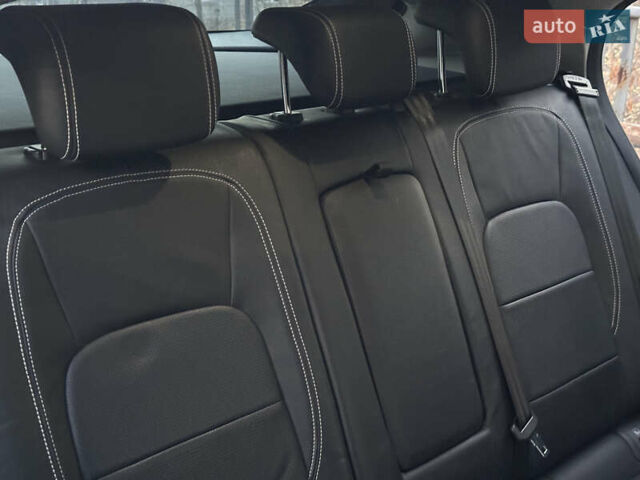 Красный Ягуар I-Pace, объемом двигателя 0 л и пробегом 163 тыс. км за 21999 $, фото 64 на Automoto.ua