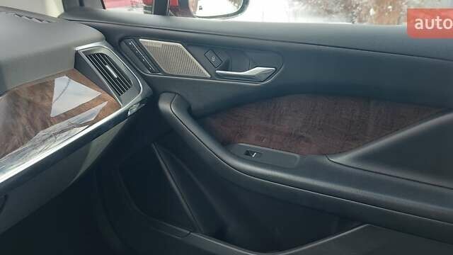 Красный Ягуар I-Pace, объемом двигателя 0 л и пробегом 95 тыс. км за 20990 $, фото 14 на Automoto.ua