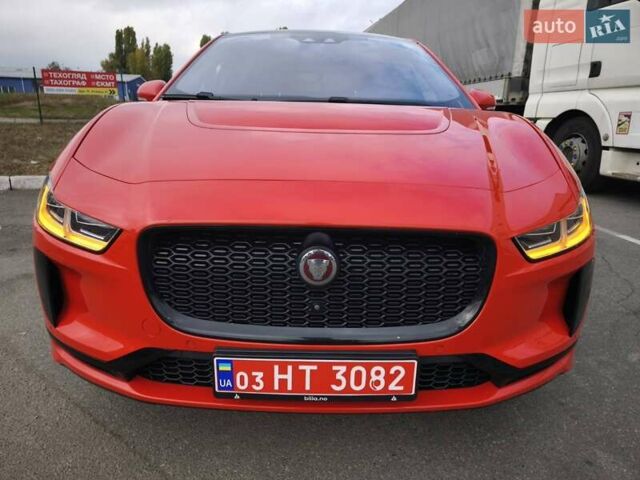 Красный Ягуар I-Pace, объемом двигателя 0 л и пробегом 155 тыс. км за 25999 $, фото 2 на Automoto.ua