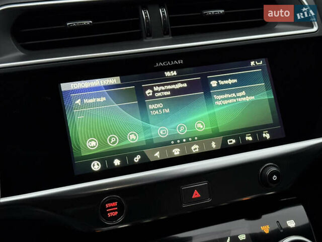 Красный Ягуар I-Pace, объемом двигателя 0 л и пробегом 142 тыс. км за 23500 $, фото 10 на Automoto.ua