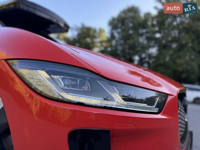 Красный Ягуар I-Pace, объемом двигателя 0 л и пробегом 89 тыс. км за 24300 $, фото 6 на Automoto.ua