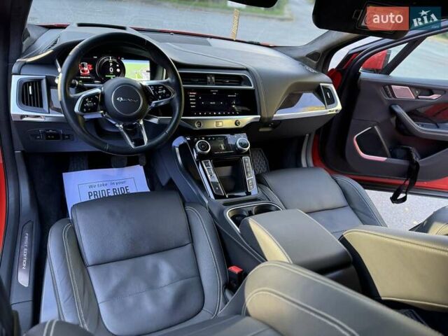 Красный Ягуар I-Pace, объемом двигателя 0 л и пробегом 89 тыс. км за 24300 $, фото 74 на Automoto.ua