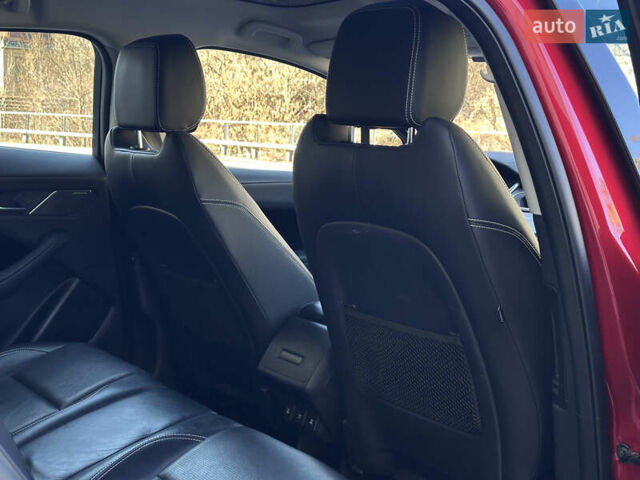 Красный Ягуар I-Pace, объемом двигателя 0 л и пробегом 110 тыс. км за 23999 $, фото 66 на Automoto.ua