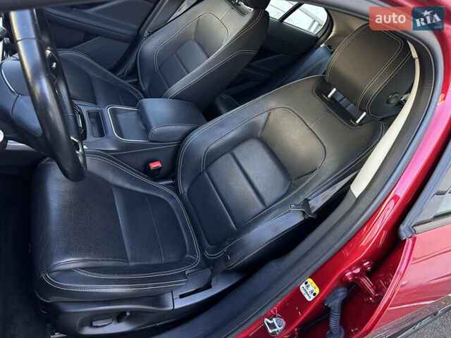 Красный Ягуар I-Pace, объемом двигателя 0 л и пробегом 110 тыс. км за 23999 $, фото 53 на Automoto.ua