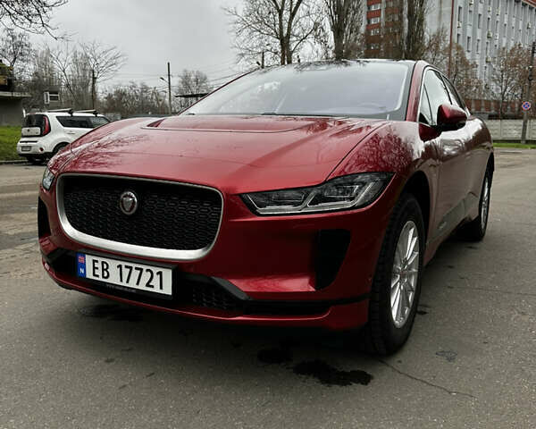 Красный Ягуар I-Pace, объемом двигателя 0 л и пробегом 96 тыс. км за 27000 $, фото 2 на Automoto.ua