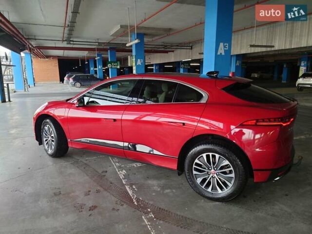 Красный Ягуар I-Pace, объемом двигателя 0 л и пробегом 66 тыс. км за 32300 $, фото 3 на Automoto.ua