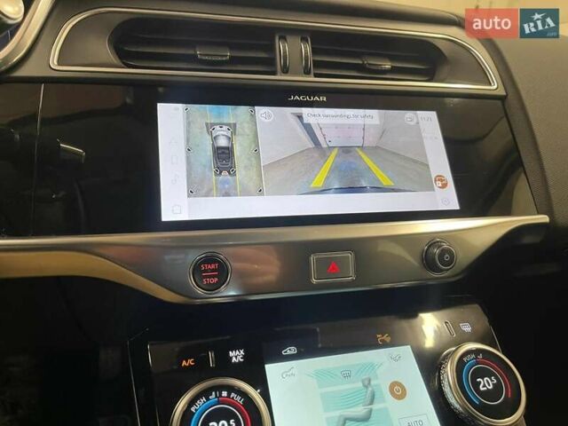 Красный Ягуар I-Pace, объемом двигателя 0 л и пробегом 140 тыс. км за 23899 $, фото 16 на Automoto.ua