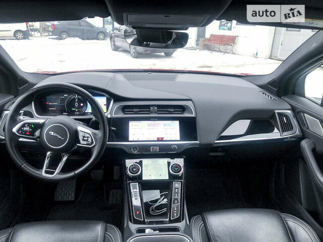 Красный Ягуар I-Pace, объемом двигателя 0 л и пробегом 27 тыс. км за 53990 $, фото 22 на Automoto.ua