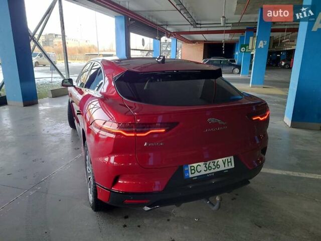 Красный Ягуар I-Pace, объемом двигателя 0 л и пробегом 66 тыс. км за 32300 $, фото 5 на Automoto.ua