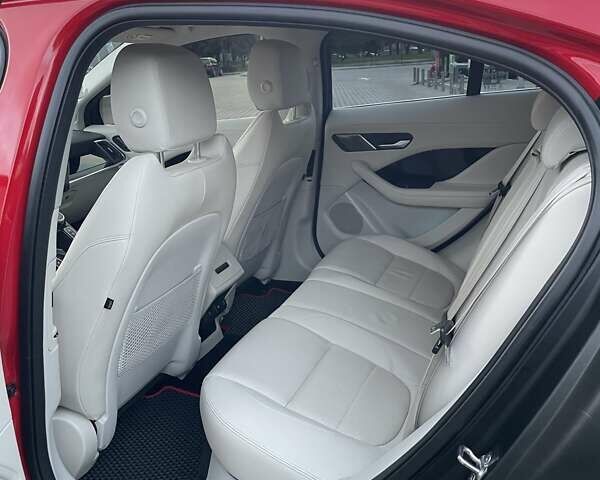 Червоний Ягуар I-Pace, об'ємом двигуна 0 л та пробігом 31 тис. км за 35000 $, фото 6 на Automoto.ua