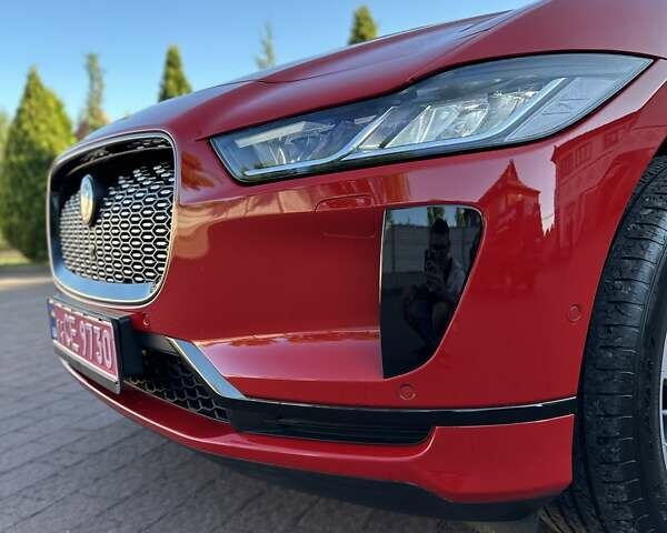 Красный Ягуар I-Pace, объемом двигателя 0 л и пробегом 55 тыс. км за 24999 $, фото 8 на Automoto.ua