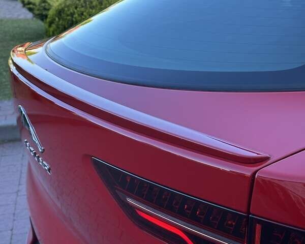 Красный Ягуар I-Pace, объемом двигателя 0 л и пробегом 55 тыс. км за 24999 $, фото 64 на Automoto.ua