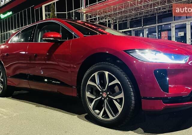 Красный Ягуар I-Pace, объемом двигателя 0 л и пробегом 42 тыс. км за 32900 $, фото 1 на Automoto.ua