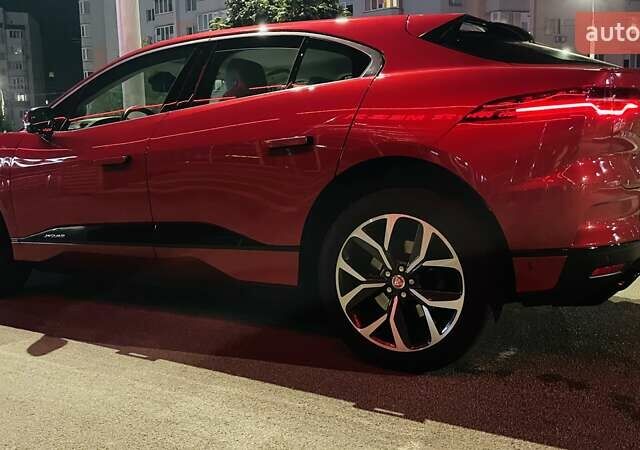Красный Ягуар I-Pace, объемом двигателя 0 л и пробегом 49 тыс. км за 33500 $, фото 49 на Automoto.ua