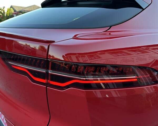 Красный Ягуар I-Pace, объемом двигателя 0 л и пробегом 55 тыс. км за 24999 $, фото 69 на Automoto.ua
