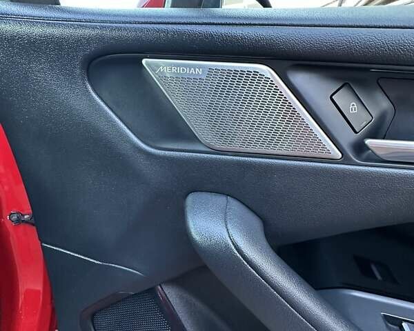 Красный Ягуар I-Pace, объемом двигателя 0 л и пробегом 55 тыс. км за 24999 $, фото 100 на Automoto.ua