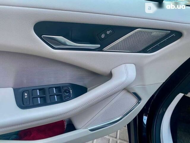 Ягуар I-Pace, объемом двигателя 0 л и пробегом 117 тыс. км за 27000 $, фото 25 на Automoto.ua