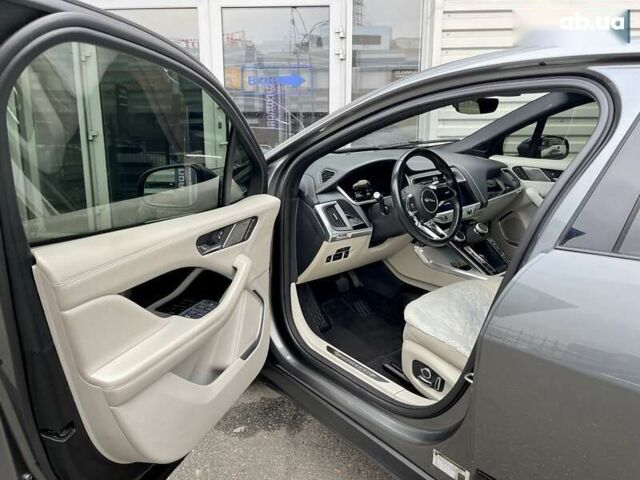 Ягуар I-Pace, объемом двигателя 4.25 л и пробегом 83 тыс. км за 35000 $, фото 15 на Automoto.ua