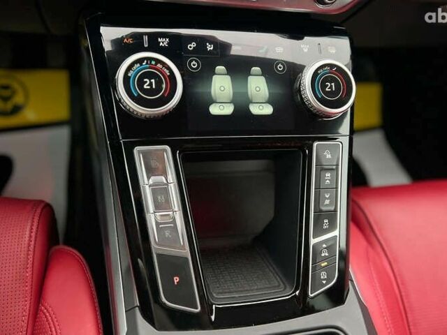 Ягуар I-Pace, объемом двигателя 4.25 л и пробегом 68 тыс. км за 32999 $, фото 28 на Automoto.ua