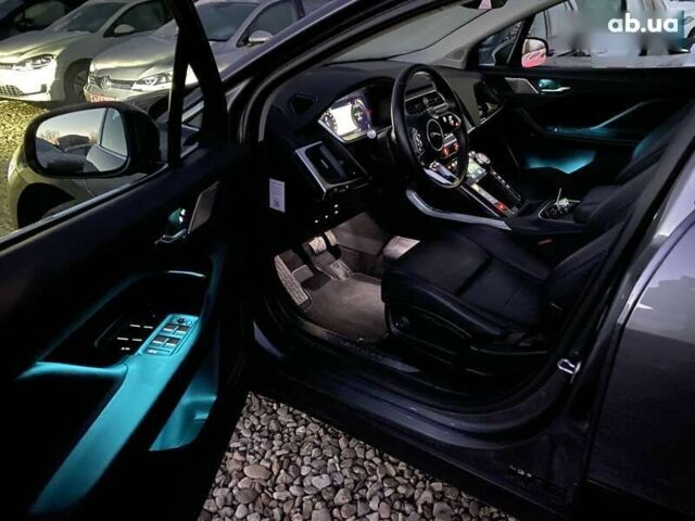 Ягуар I-Pace, объемом двигателя 4.25 л и пробегом 95 тыс. км за 23900 $, фото 2 на Automoto.ua