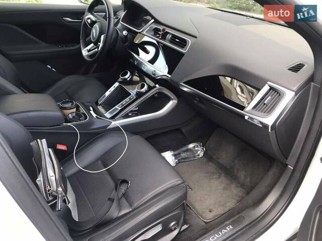 Ягуар I-Pace, объемом двигателя 0 л и пробегом 117 тыс. км за 25900 $, фото 6 на Automoto.ua