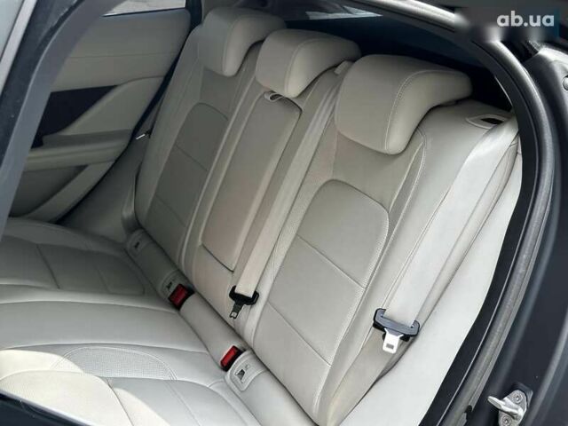 Ягуар I-Pace, объемом двигателя 0 л и пробегом 101 тыс. км за 25999 $, фото 15 на Automoto.ua