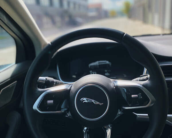 Ягуар I-Pace, объемом двигателя 0 л и пробегом 120 тыс. км за 26999 $, фото 10 на Automoto.ua