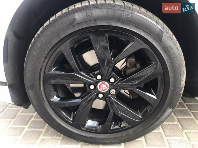 Ягуар I-Pace, объемом двигателя 0 л и пробегом 117 тыс. км за 25900 $, фото 9 на Automoto.ua