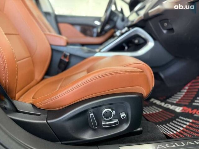 Ягуар I-Pace, объемом двигателя 0 л и пробегом 94 тыс. км за 25990 $, фото 28 на Automoto.ua