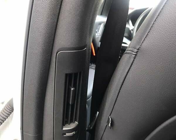 Ягуар I-Pace, объемом двигателя 0 л и пробегом 117 тыс. км за 25900 $, фото 33 на Automoto.ua