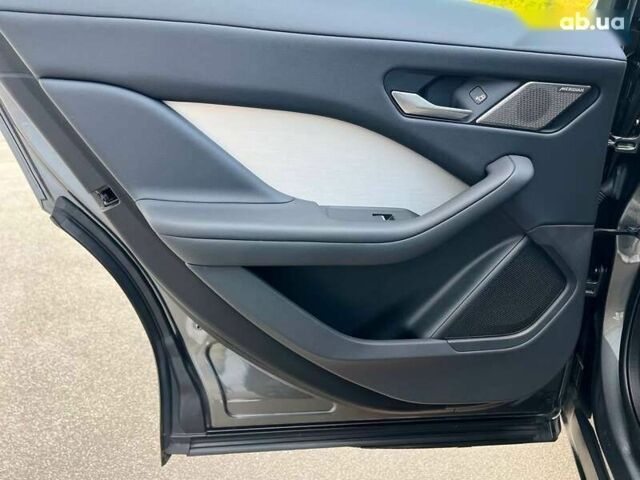Ягуар I-Pace, объемом двигателя 0 л и пробегом 114 тыс. км за 28500 $, фото 29 на Automoto.ua