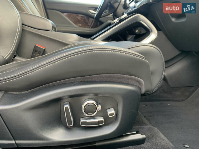 Ягуар I-Pace, объемом двигателя 0 л и пробегом 81 тыс. км за 28500 $, фото 33 на Automoto.ua