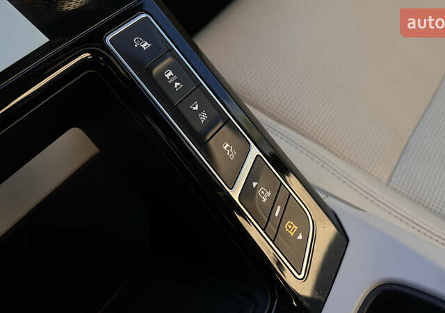 Ягуар I-Pace, объемом двигателя 0 л и пробегом 56 тыс. км за 24946 $, фото 26 на Automoto.ua