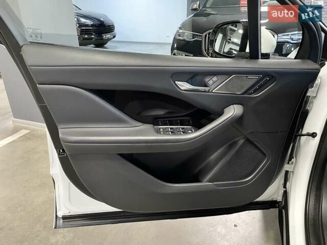 Ягуар I-Pace, объемом двигателя 0 л и пробегом 51 тыс. км за 29700 $, фото 23 на Automoto.ua