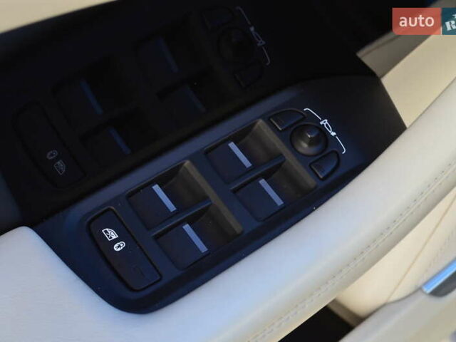 Ягуар I-Pace, объемом двигателя 0 л и пробегом 56 тыс. км за 24946 $, фото 10 на Automoto.ua