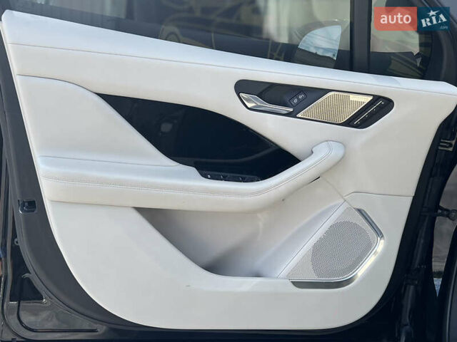 Ягуар I-Pace, объемом двигателя 0 л и пробегом 99 тыс. км за 29300 $, фото 11 на Automoto.ua