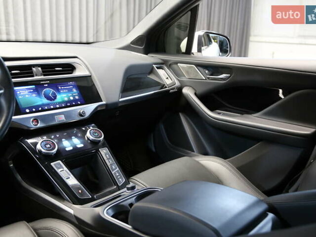 Ягуар I-Pace, объемом двигателя 0 л и пробегом 84 тыс. км за 23500 $, фото 15 на Automoto.ua