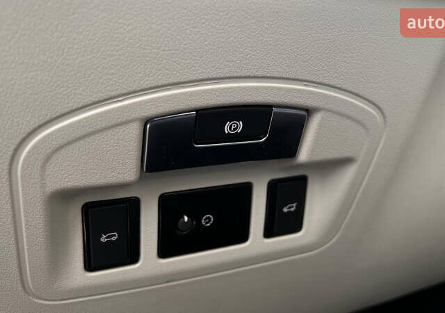 Ягуар I-Pace, объемом двигателя 0 л и пробегом 56 тыс. км за 24946 $, фото 12 на Automoto.ua