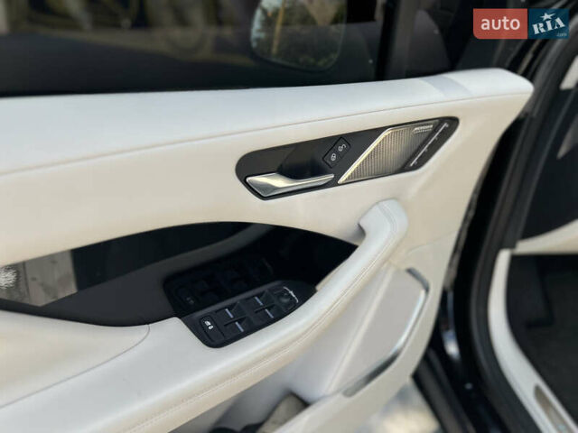 Ягуар I-Pace, объемом двигателя 0 л и пробегом 99 тыс. км за 29300 $, фото 12 на Automoto.ua