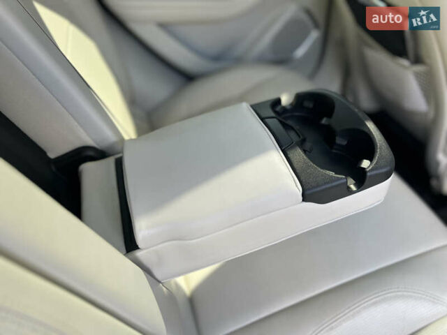 Ягуар I-Pace, объемом двигателя 0 л и пробегом 99 тыс. км за 29300 $, фото 23 на Automoto.ua