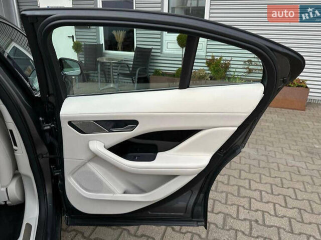 Ягуар I-Pace, объемом двигателя 0 л и пробегом 22 тыс. км за 52990 $, фото 11 на Automoto.ua