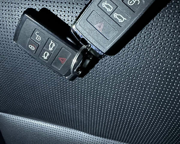 Ягуар I-Pace, объемом двигателя 0 л и пробегом 63 тыс. км за 28900 $, фото 27 на Automoto.ua