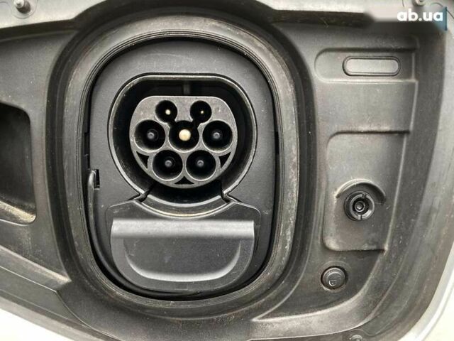 Ягуар I-Pace, объемом двигателя 0 л и пробегом 82 тыс. км за 27800 $, фото 18 на Automoto.ua