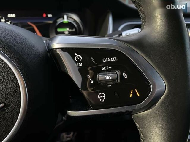 Ягуар I-Pace, объемом двигателя 0 л и пробегом 90 тыс. км за 25900 $, фото 5 на Automoto.ua